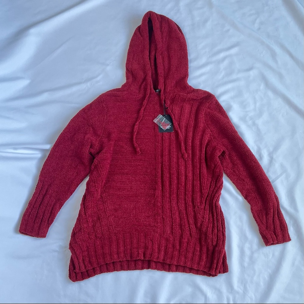 Vera Wang Red Knit Pullover Hoodie
